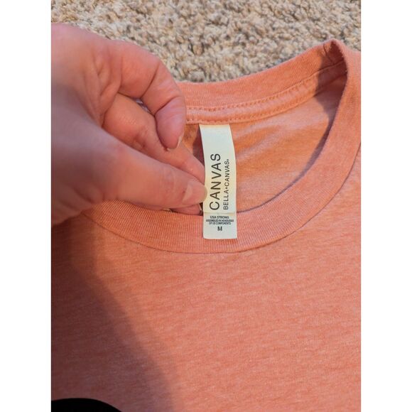 Bella + Canvas Graphic Tee | Dogs Are My Favorite People | Women’s Medium - Picture 4 of 5
